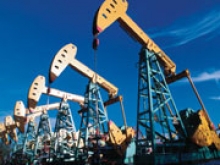 Цены на нефть стабильны после подъема накануне