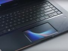 Asus представила ноутбук с сенсорным экраном вместо тачпада