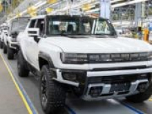 GM начинает поставки электрических пикапов Hummer стоимостью $113 тысяч
