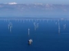 В Великобритании запустили самую крупную в мире морскую ветроэлектростанцию