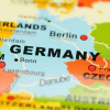 В Германии одобрили упрощение трудоустройства беженцев