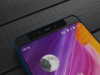 Xiaomi запатентовала телефон с необычной конструкцией дисплея