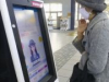 В Японии для туристов установили панели с искусственным интеллектом