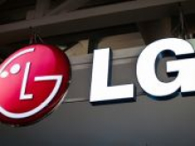 LG придумала телевизор с выдвигающимся экраном и демонстрационным окном