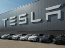 Tesla вложит $3 млн в разработку нового аккумулятора