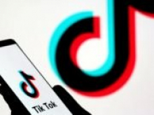 Материнская компания TikTok ведет переговоры о продаже индийской части бизнеса с крупнейшим холдингом страны