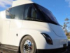 Новый прототип беспилотного электрогрузовика Tesla Semi (фото)